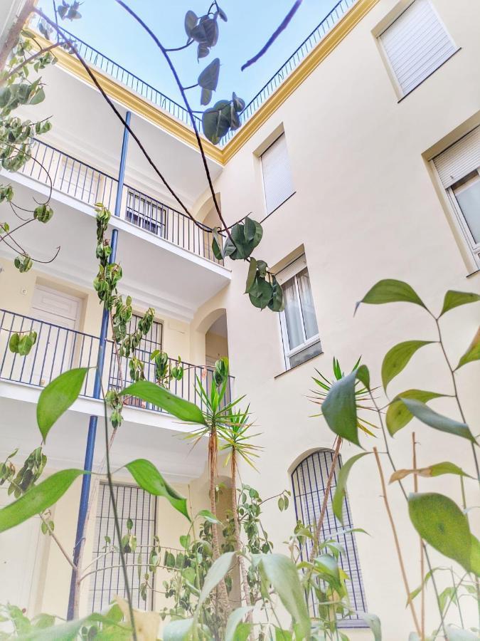 Cuarta Revuelta Alquiler Apartment เซบีญา ภายนอก รูปภาพ